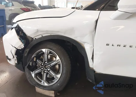 2023 Chevrolet Blazer Fwd 2Lt z USA, uszkodzony, nr VIN 3GNKBCR47PS102335